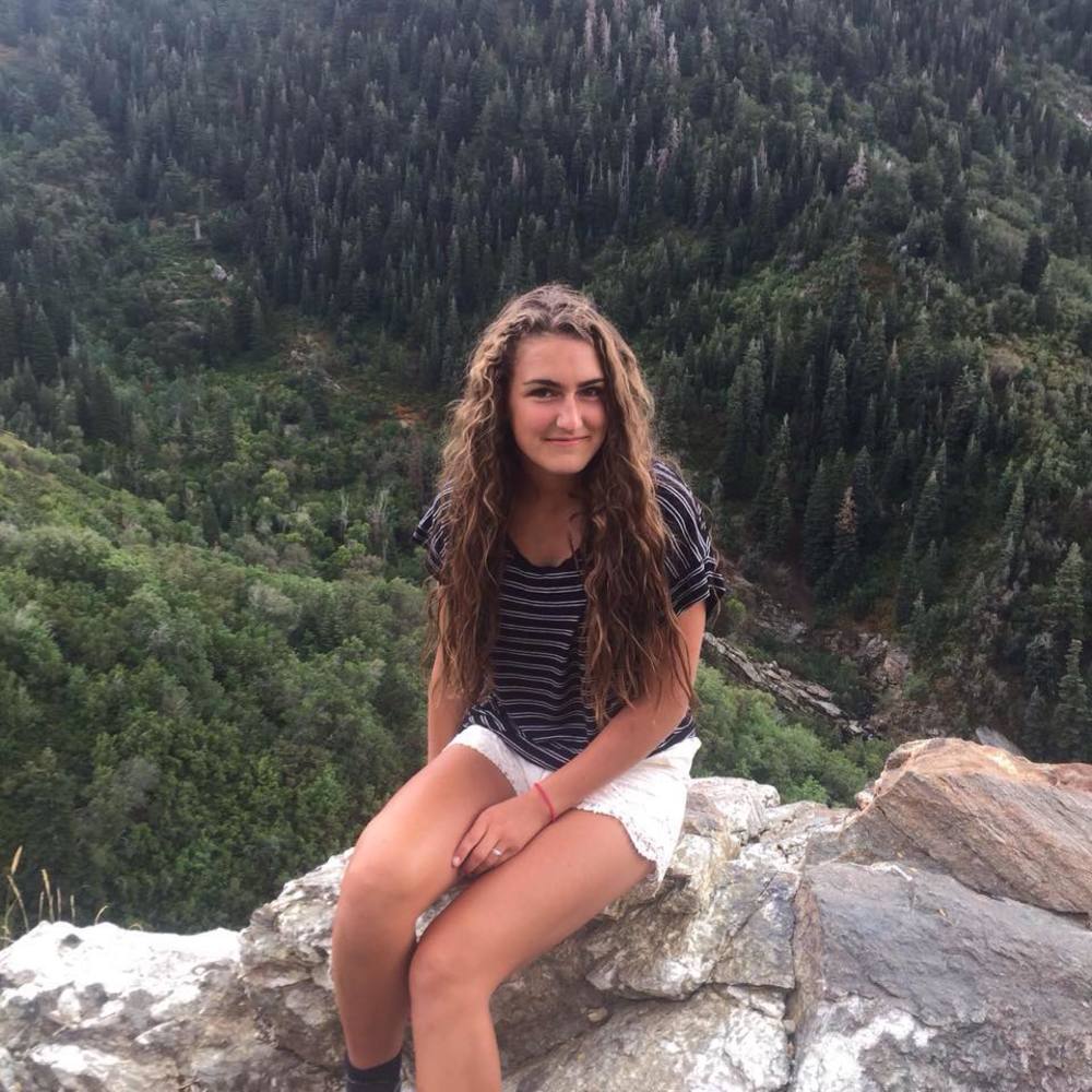 Meet your Posher, Addie